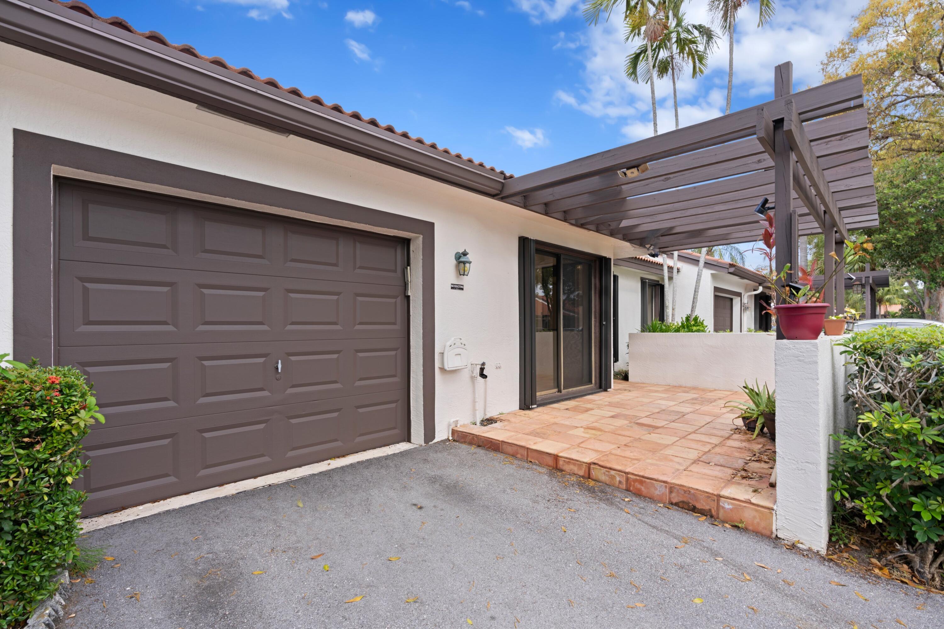 7227 Solandra Lane Fort Lauderdale, FL 33321 - Photo 13 of 17 Exterior