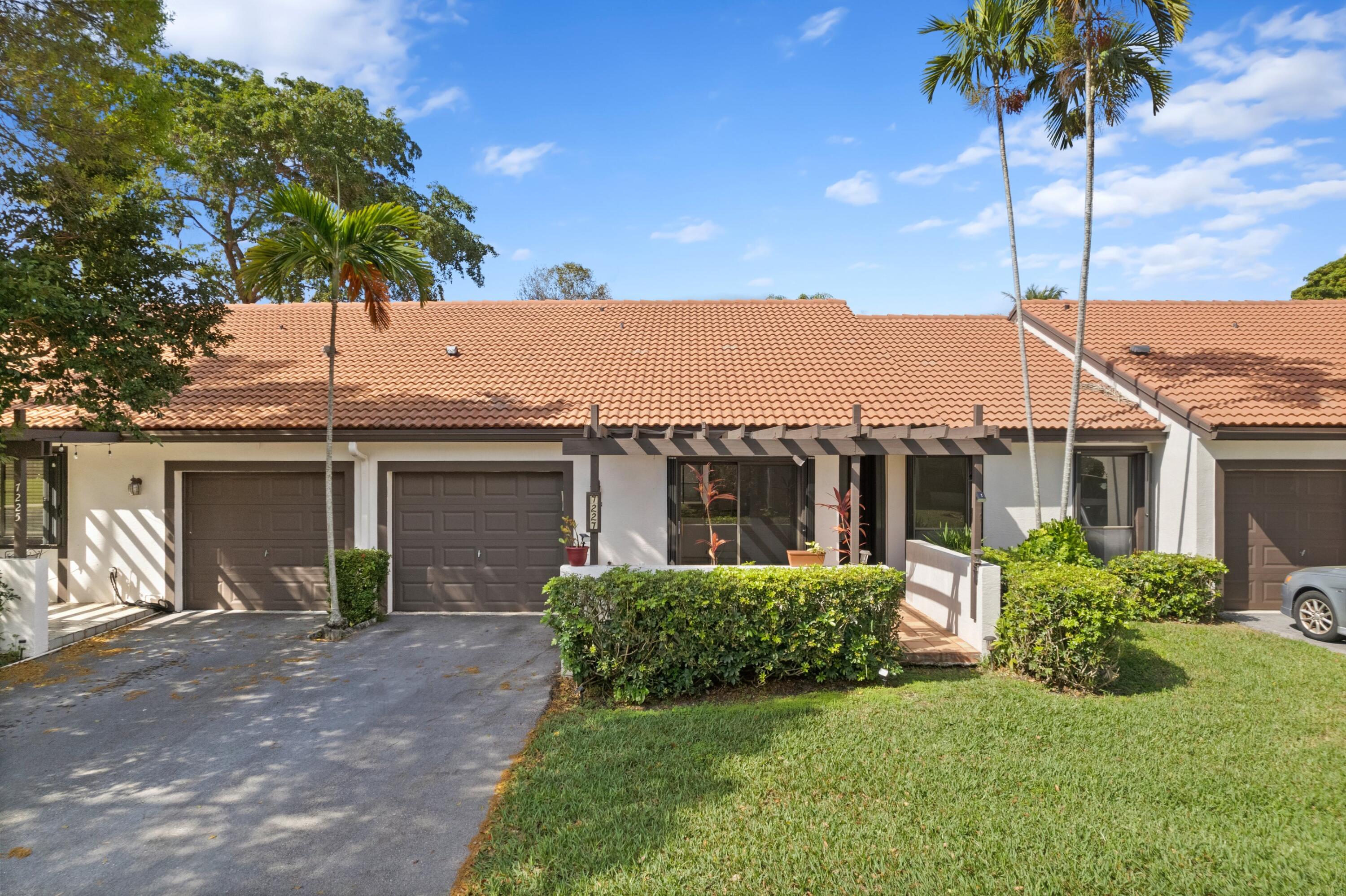 7227 Solandra Lane Fort Lauderdale, FL 33321 - Photo 14 of 17 Exterior