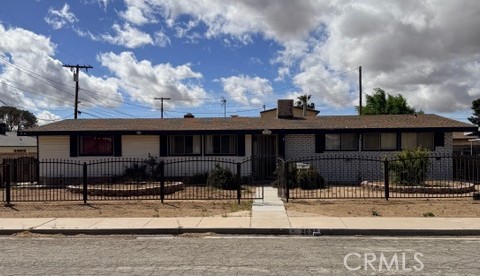 2038 Trinity Avenue Mojave, CA 93501 - Photo 1 of 8