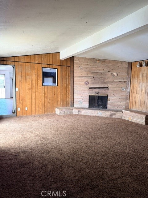 2038 Trinity Avenue Mojave, CA 93501 - Photo 4 of 8 Family room
