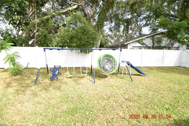 $3,200 | 3295 Adrian Avenue, Largo, FL 33774