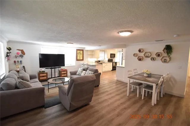 $3,200 | 3295 Adrian Avenue, Largo, FL 33774