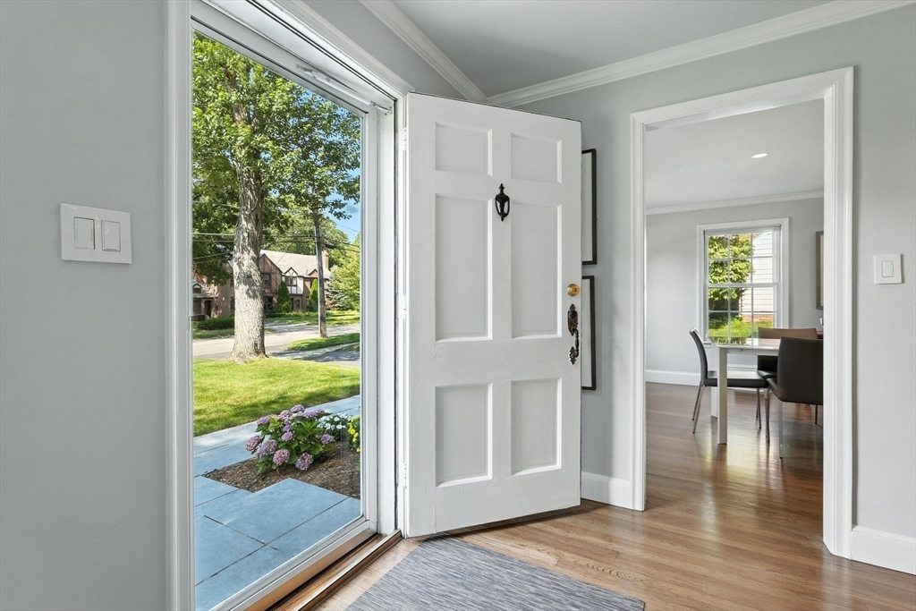 29 Englewood Road Longmeadow, MA 01106 - Photo 4 of 42