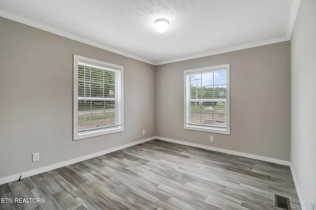 $269,900 | 420 Southern Lane, Oneida, TN 37841