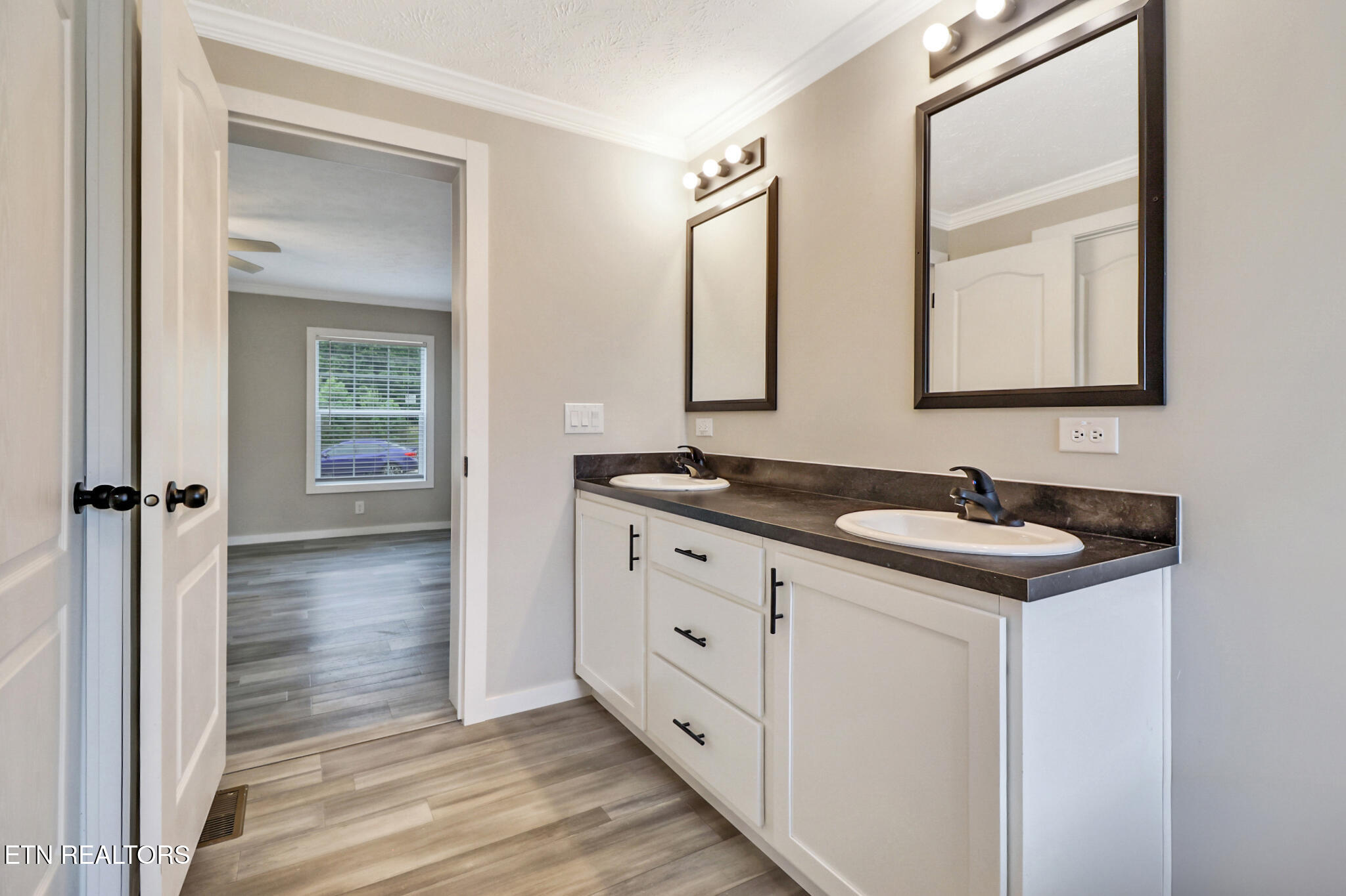 420 Southern Lane Oneida, TN 37841 - Photo 25 of 28 if1a4171-if1a4175