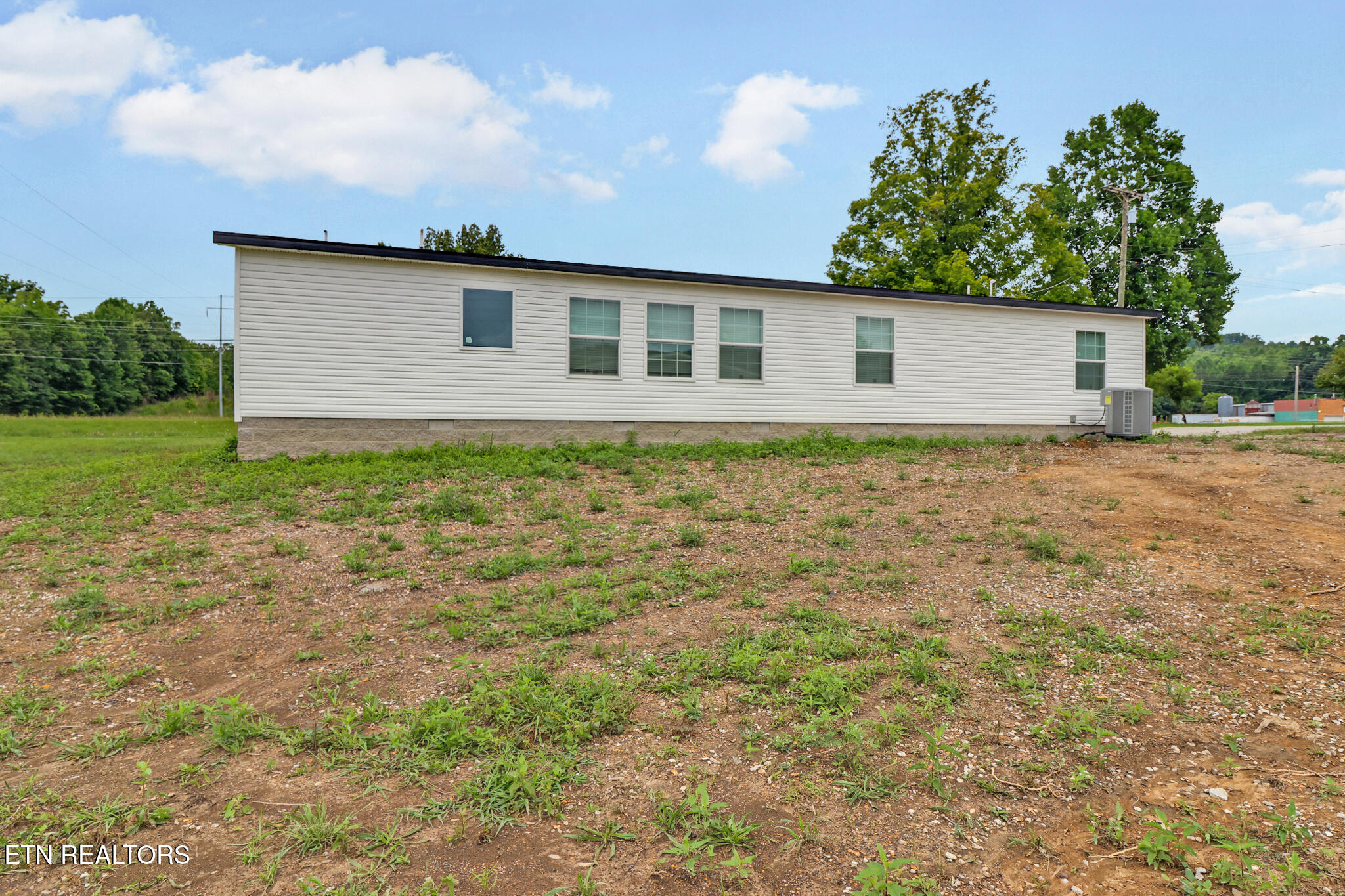 420 Southern Lane Oneida, TN 37841 - Photo 28 of 28 if1a4056-if1a4060
