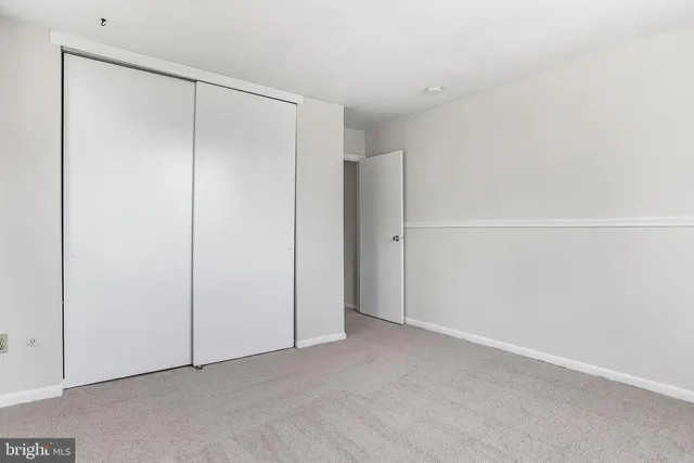 $109,900 | 100 East Glenolden Avenue, Unit B6, Glenolden, PA 19036