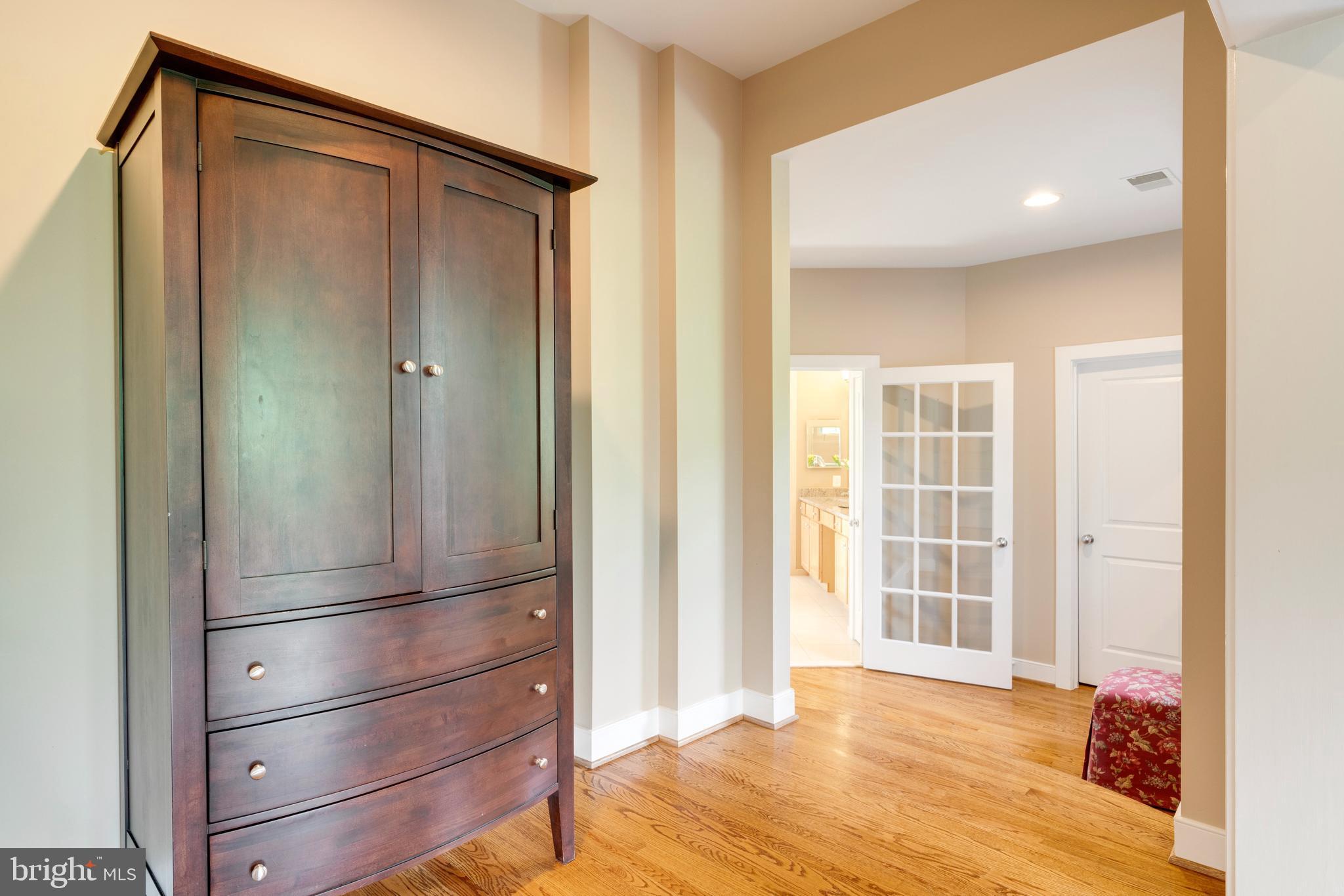12301 Castle Branch Road Fairfax, VA 22030 - Photo 23 of 45 Gallery Image 23