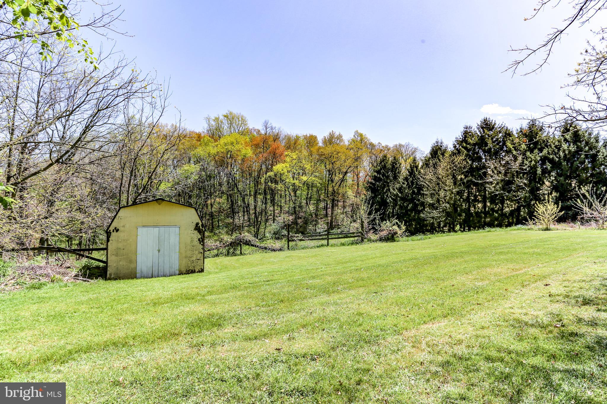 2078 Bainbridge Road Elizabethtown, PA 17022 - Photo 8 of 23 Gallery Image 8