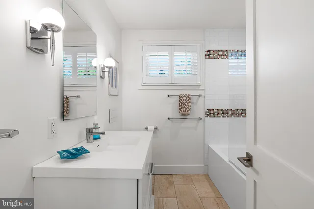 $4,200 | 418 School Lane, Wayne, PA 19087