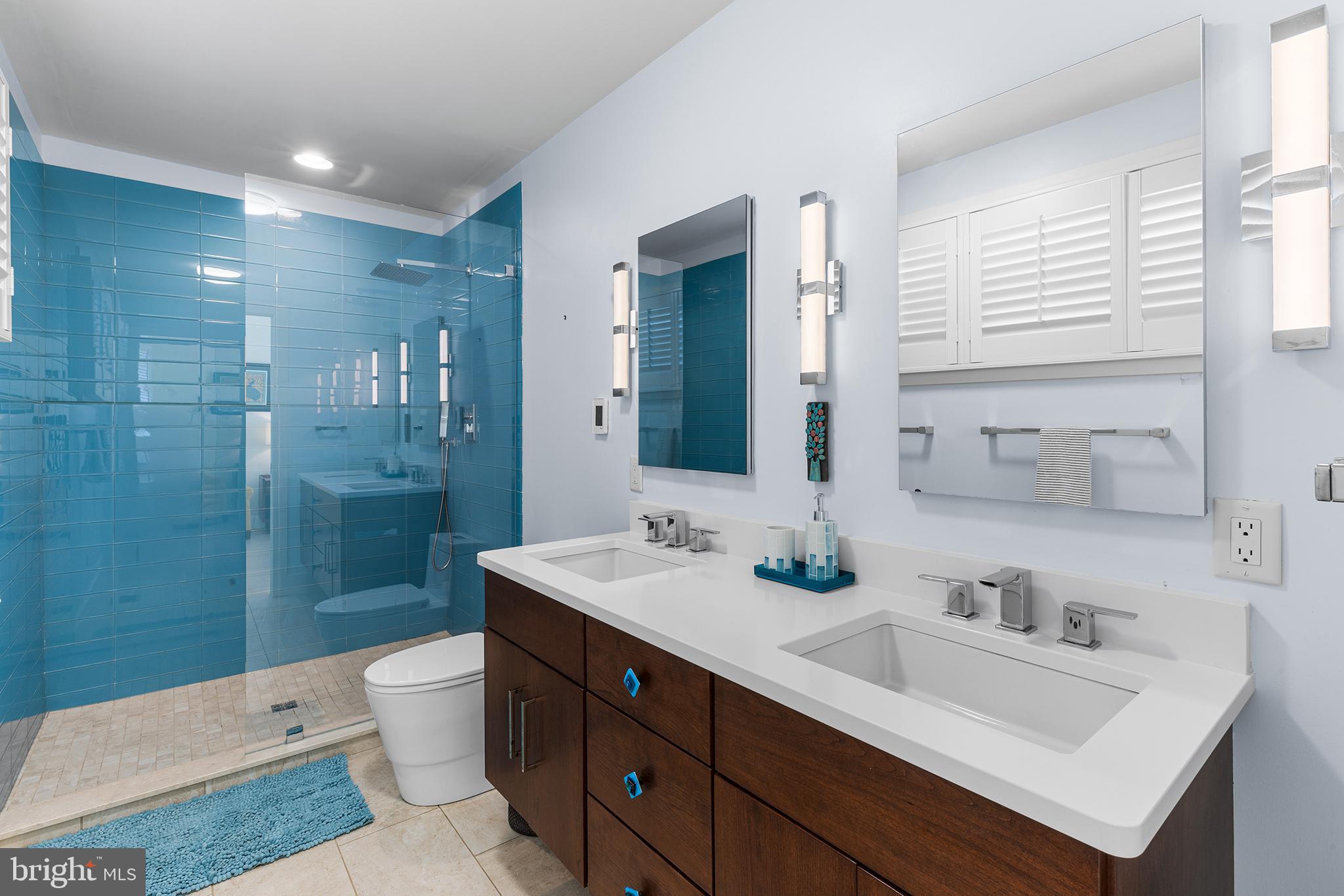 418 School Lane Wayne, PA 19087 - Photo 19 of 27 Primary en-suite