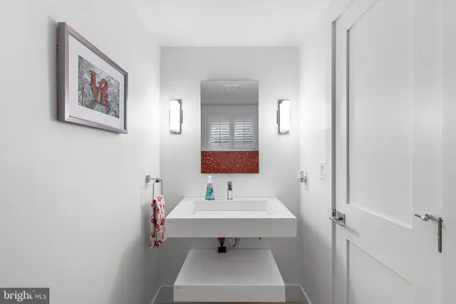 $4,200 | 418 School Lane, Wayne, PA 19087