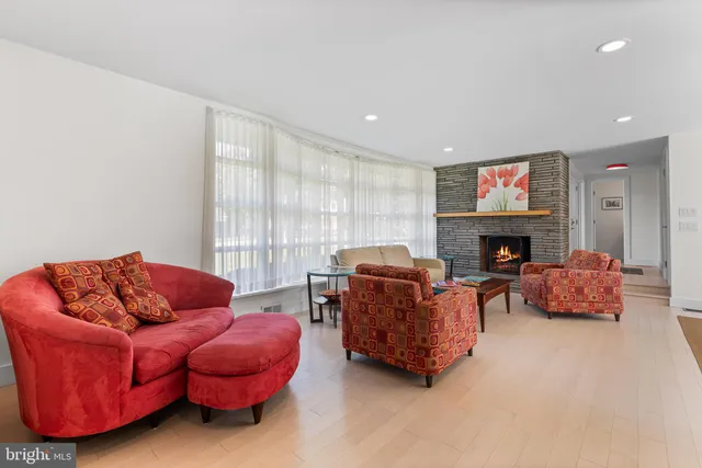 $4,200 | 418 School Lane, Wayne, PA 19087