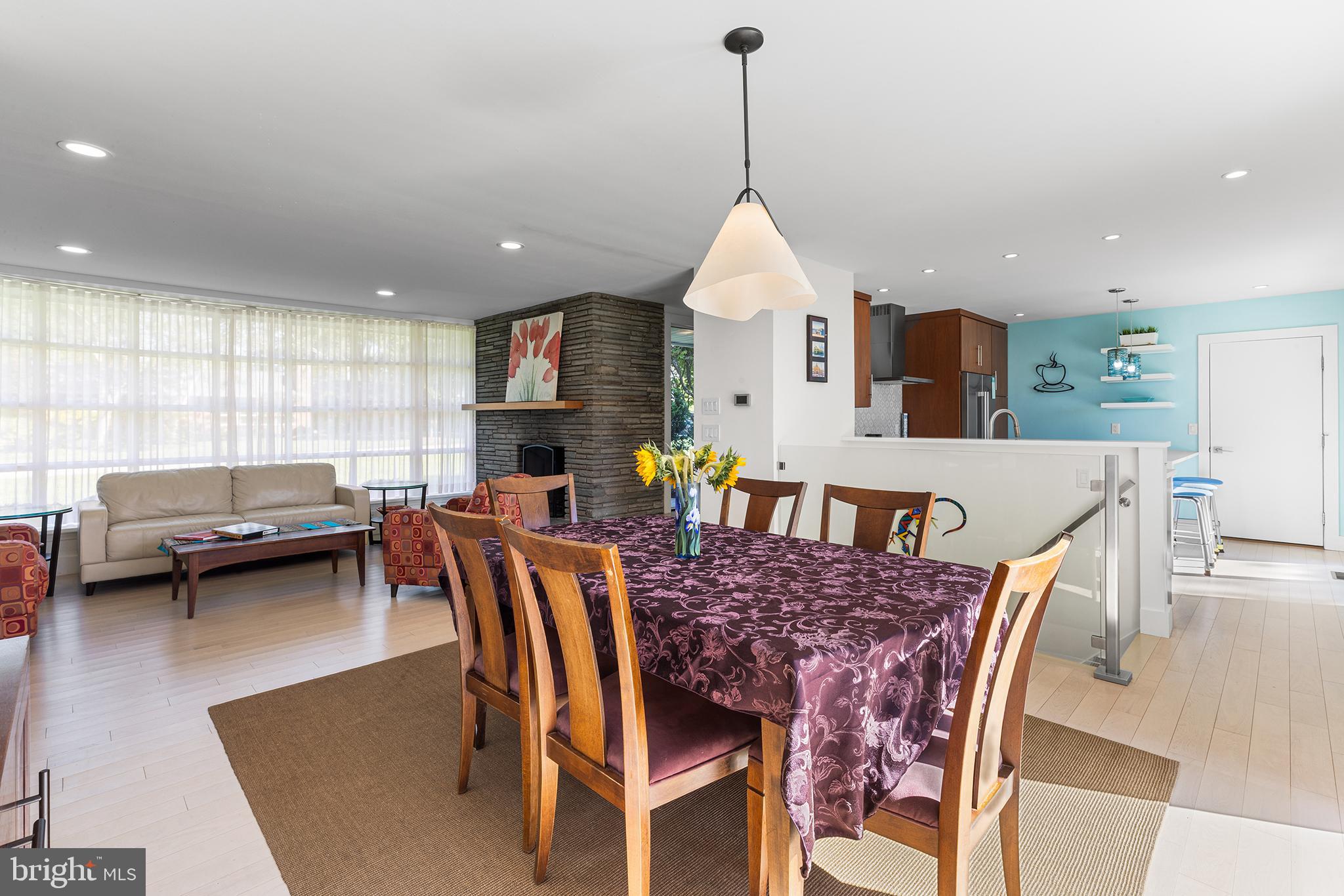 418 School Lane Wayne, PA 19087 - Photo 8 of 27 Dining rroom