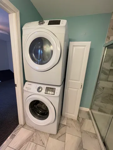 $2,000 | 14 Winsor Avenue, Unit B, Concord, NH 03303