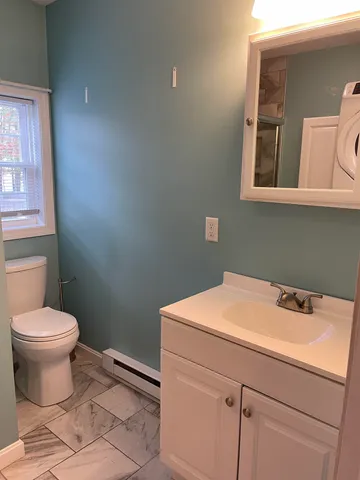 $2,000 | 14 Winsor Avenue, Unit B, Concord, NH 03303