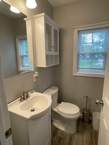 $2,000 | 14 Winsor Avenue, Unit B, Concord, NH 03303