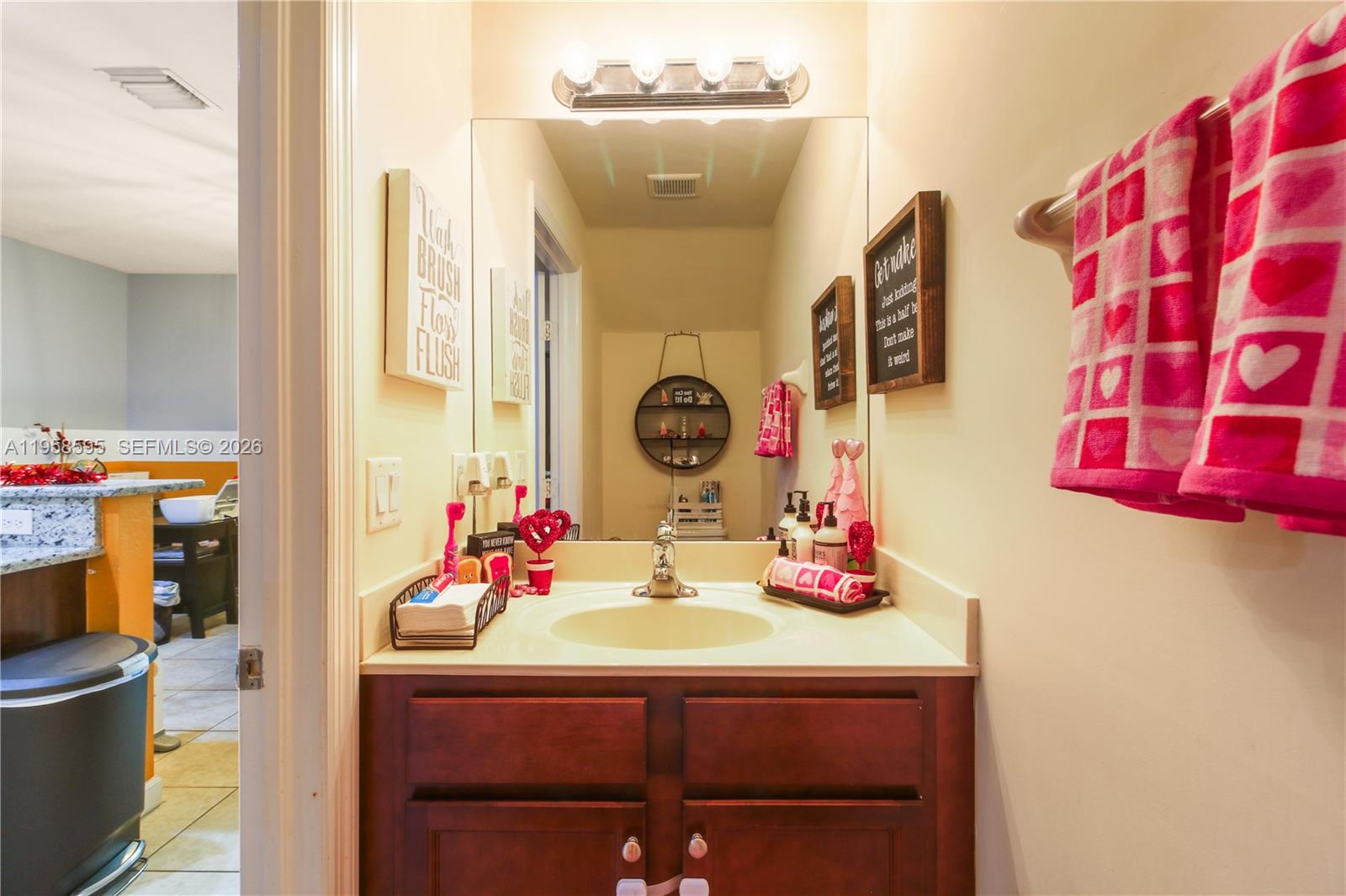 707 Southeast 32nd Terrace Homestead, FL 33033 - Photo 11 of 32