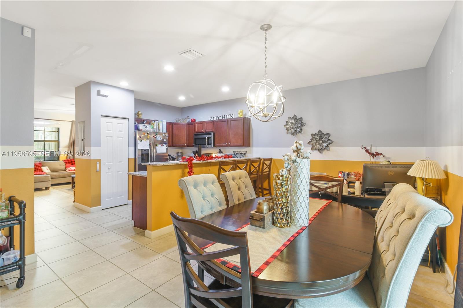 707 Southeast 32nd Terrace Homestead, FL 33033 - Photo 16 of 32