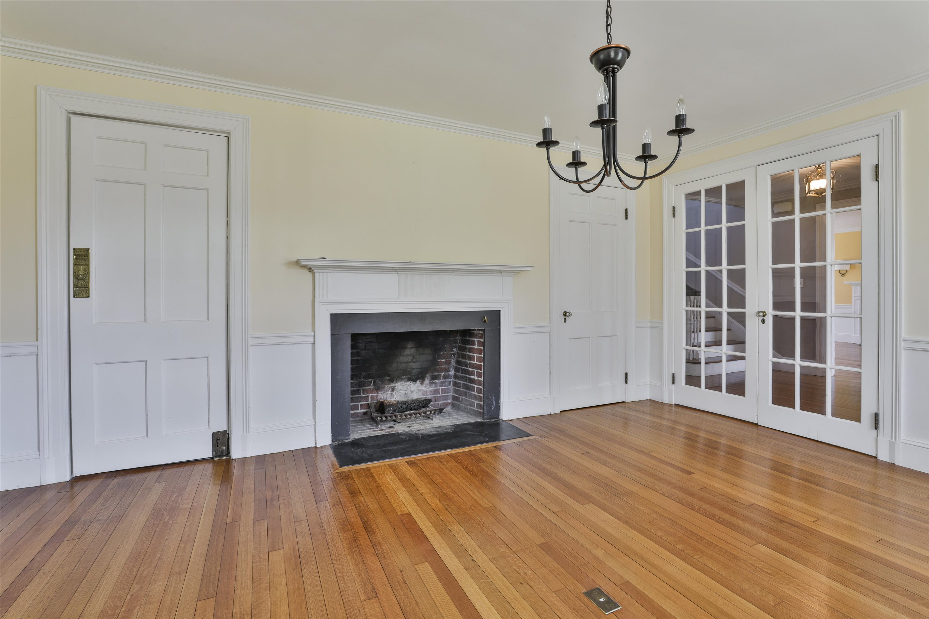 73 Berkeley Street Nashua, NH 03064 - Photo 19 of 54