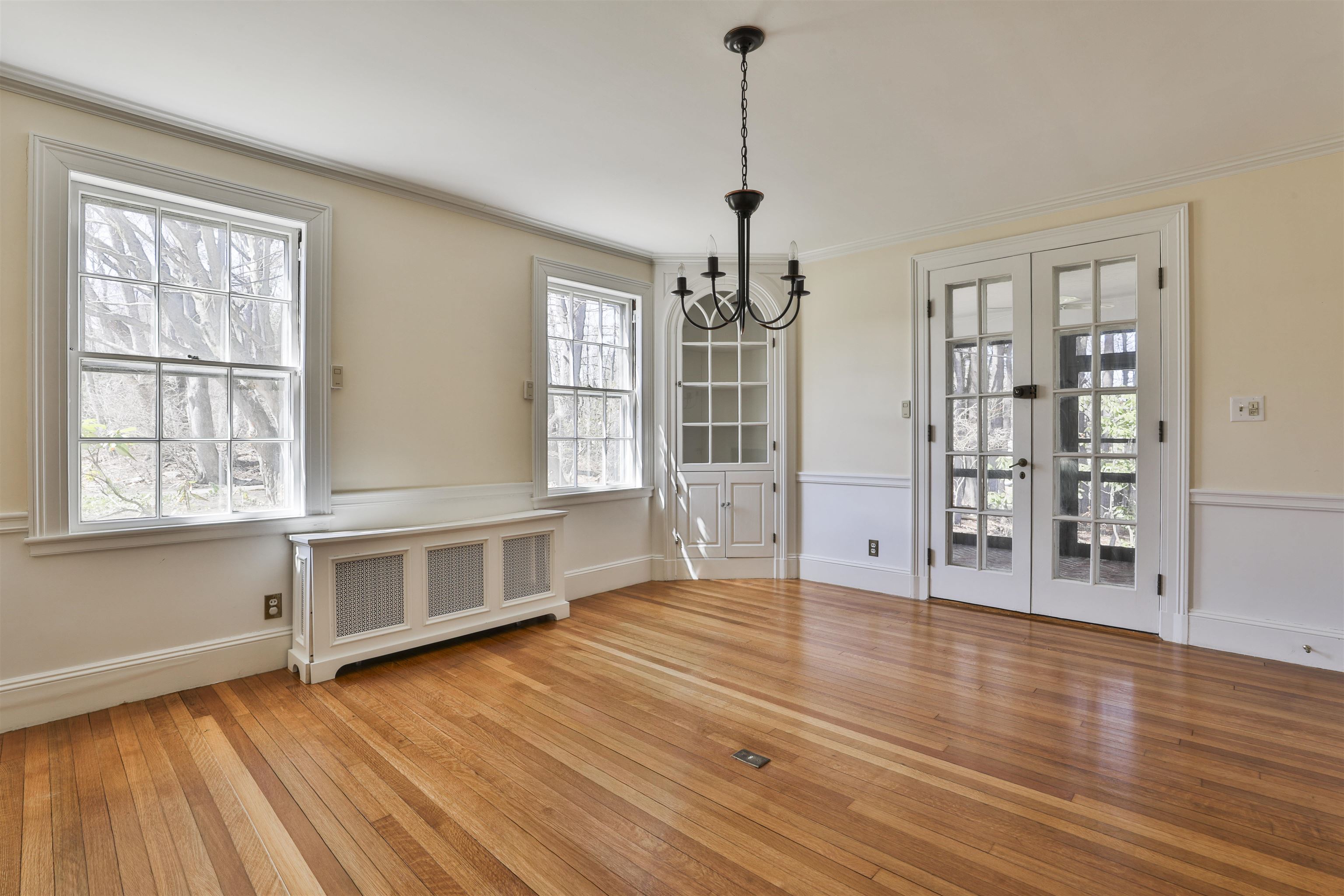 73 Berkeley Street Nashua, NH 03064 - Photo 21 of 54