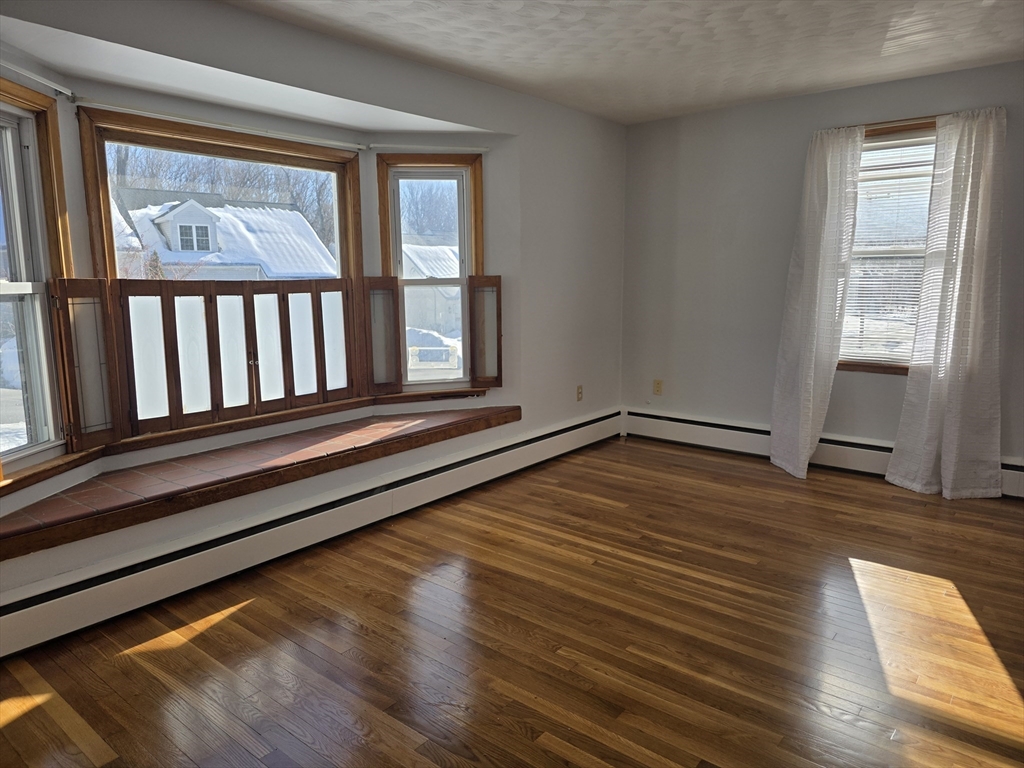 55 Apthorp Street Worcester, MA 01606 - Photo 22 of 34