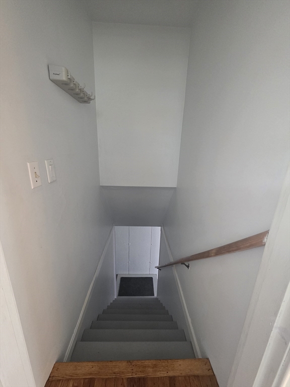 55 Apthorp Street Worcester, MA 01606 - Photo 24 of 34