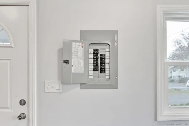 $335,900 | 366 Columbus Avenue, Stratford, CT 06615