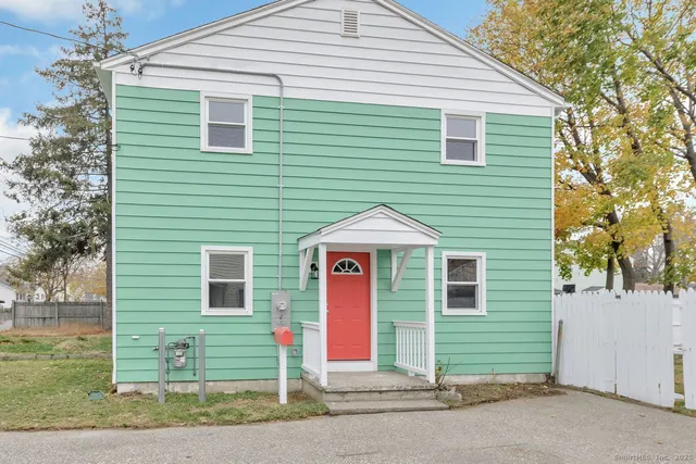 $335,900 | 366 Columbus Avenue, Stratford, CT 06615