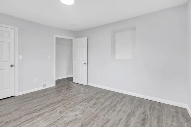 $335,900 | 366 Columbus Avenue, Stratford, CT 06615