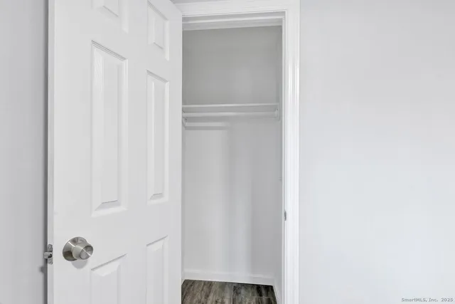 $335,900 | 366 Columbus Avenue, Stratford, CT 06615