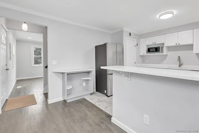 $335,900 | 366 Columbus Avenue, Stratford, CT 06615