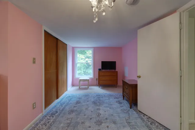 $475,000 | 241 Calef Highway, Lee, NH 03861