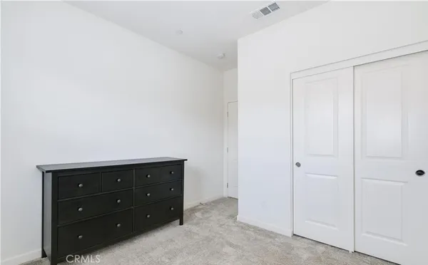 $855,000 | 606 White Oaks, Lake Forest, CA 92610