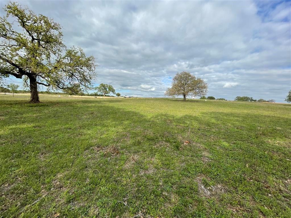 1037 Gonzollas Road Springtown, TX 76082 - Photo 5 of 19