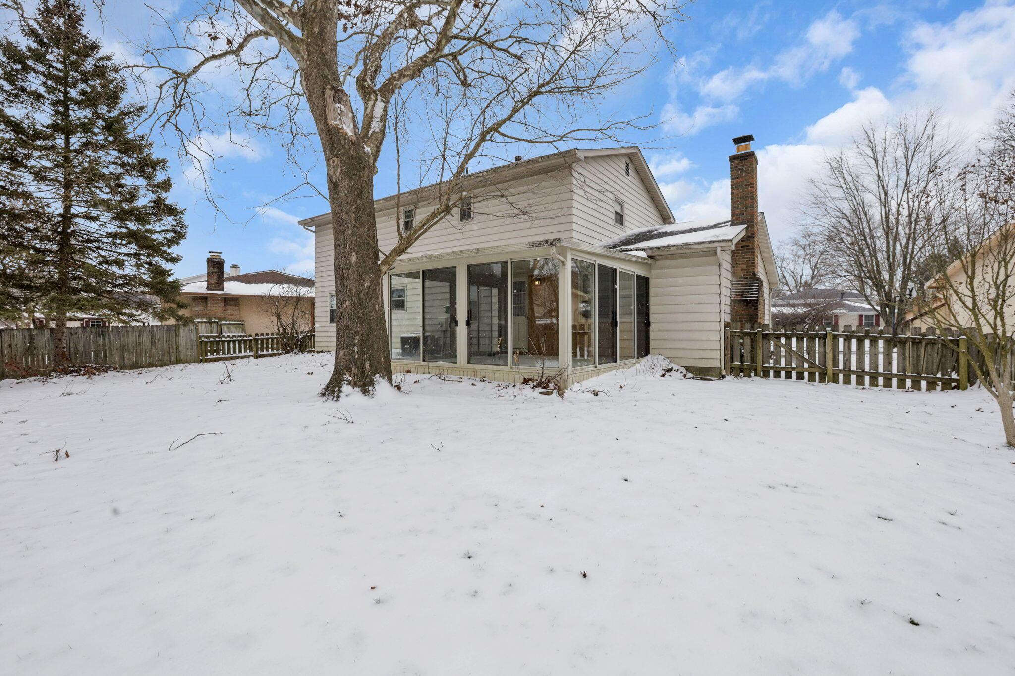 1852 Balsamridge Road Columbus, OH 43229 - Photo 48 of 50 73-web-or-mls-IMG_9458