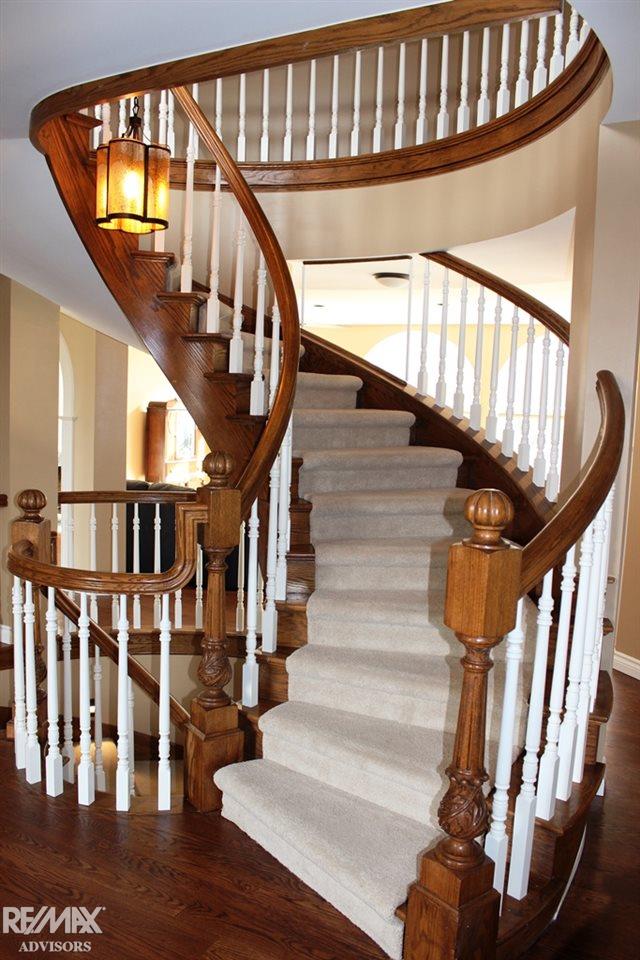 5556 Abbey Drive Rochester, MI 48306 - Photo 20 of 75 31313650-19.JPG