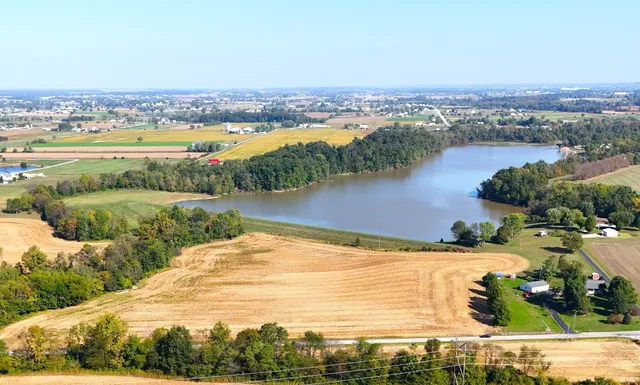 $399,000 | 100 North Road, Montgomery, IN 47558