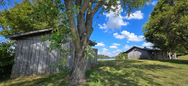 $399,000 | 100 North Road, Montgomery, IN 47558