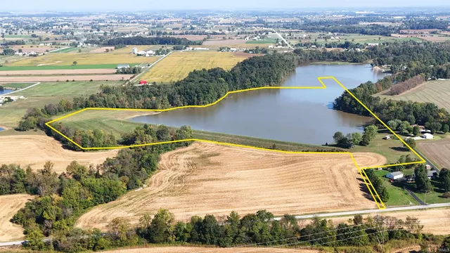 $399,000 | 100 North Road, Montgomery, IN 47558