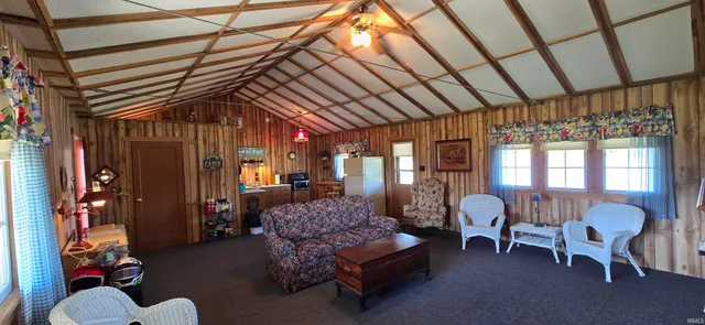 $399,000 | 100 North Road, Montgomery, IN 47558
