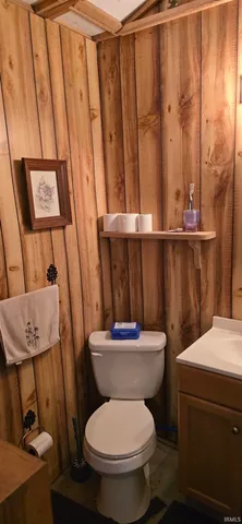 $399,000 | 100 North Road, Montgomery, IN 47558