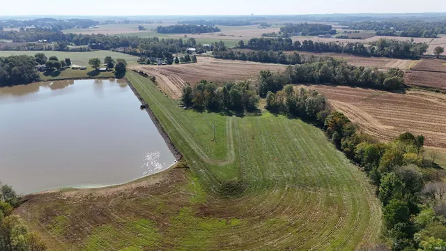 $399,000 | 100 North Road, Montgomery, IN 47558