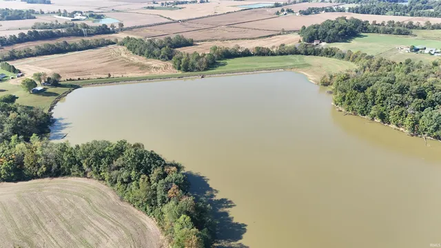 $399,000 | 100 North Road, Montgomery, IN 47558