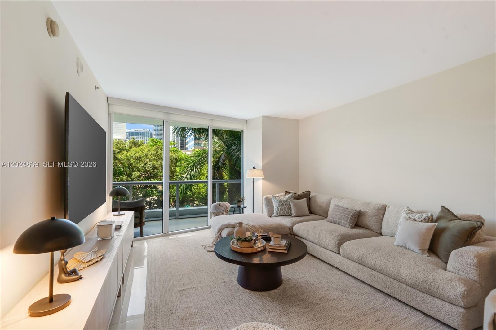 495 Brickell Avenue, Unit 409 Miami, FL 33131 - Photo 3 of 31