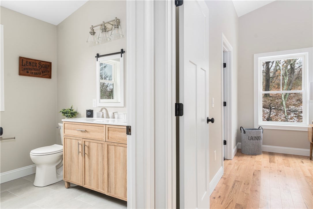 81 Ninigret Road Narragansett, RI 02882 - Photo 14 of 29