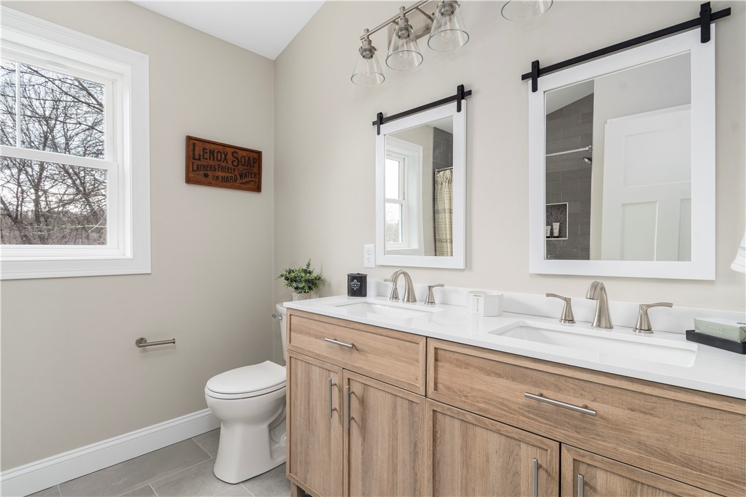 81 Ninigret Road Narragansett, RI 02882 - Photo 15 of 29