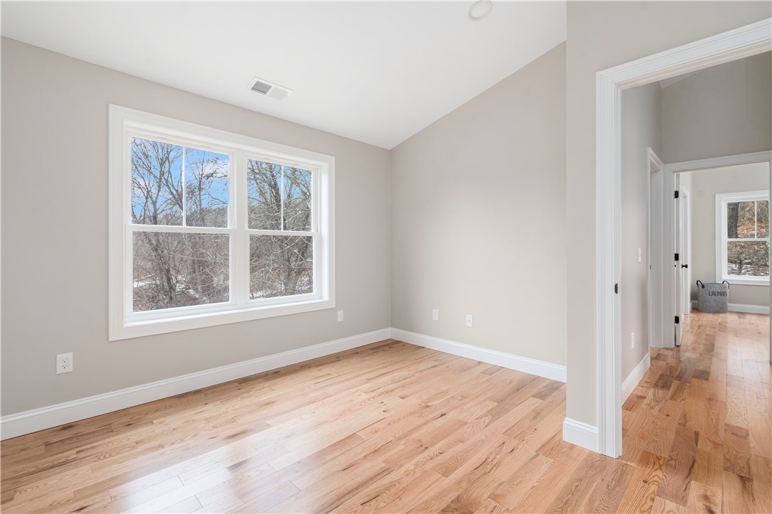 81 Ninigret Road Narragansett, RI 02882 - Photo 17 of 29