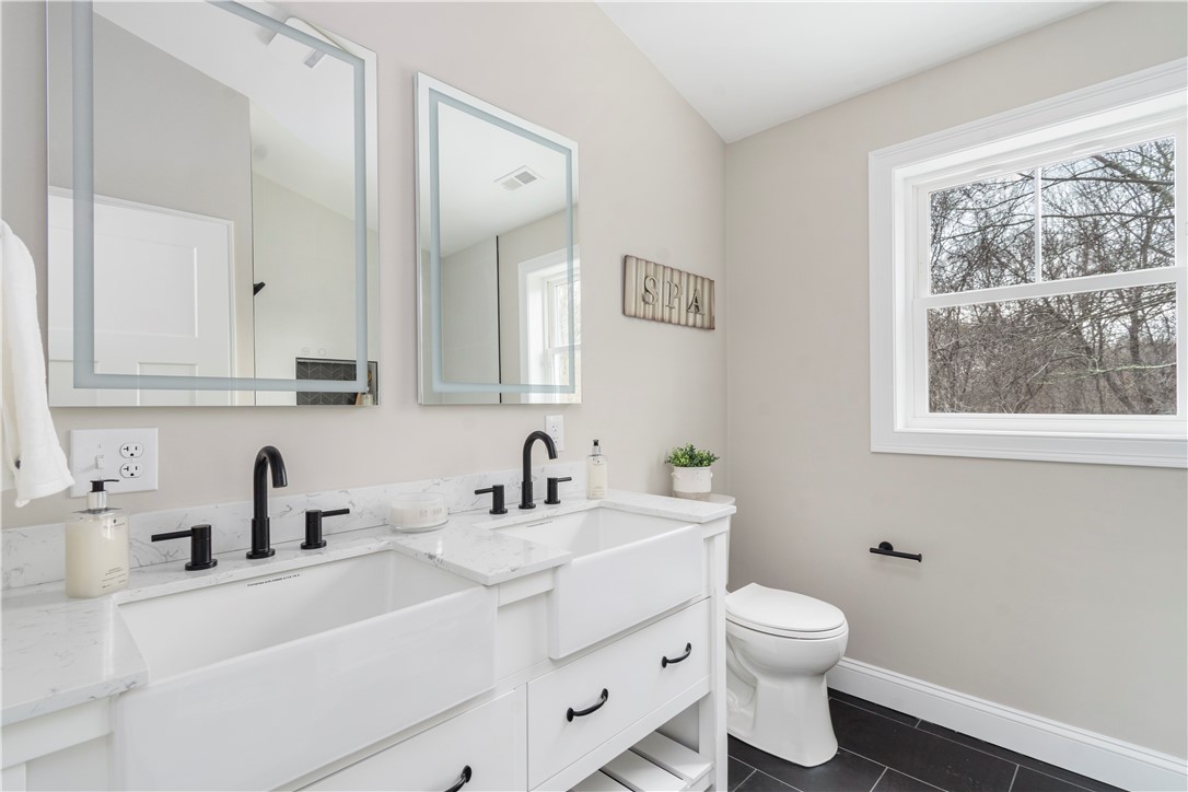 81 Ninigret Road Narragansett, RI 02882 - Photo 18 of 29