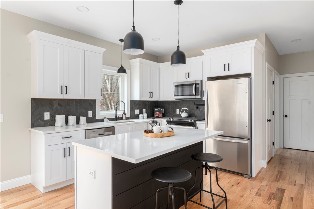 81 Ninigret Road Narragansett, RI 02882 - Photo 7 of 29